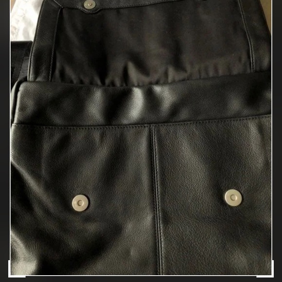 NWT Tumi Soft leather top zip flap crossbody bag professional work black - Picture 10 of 11